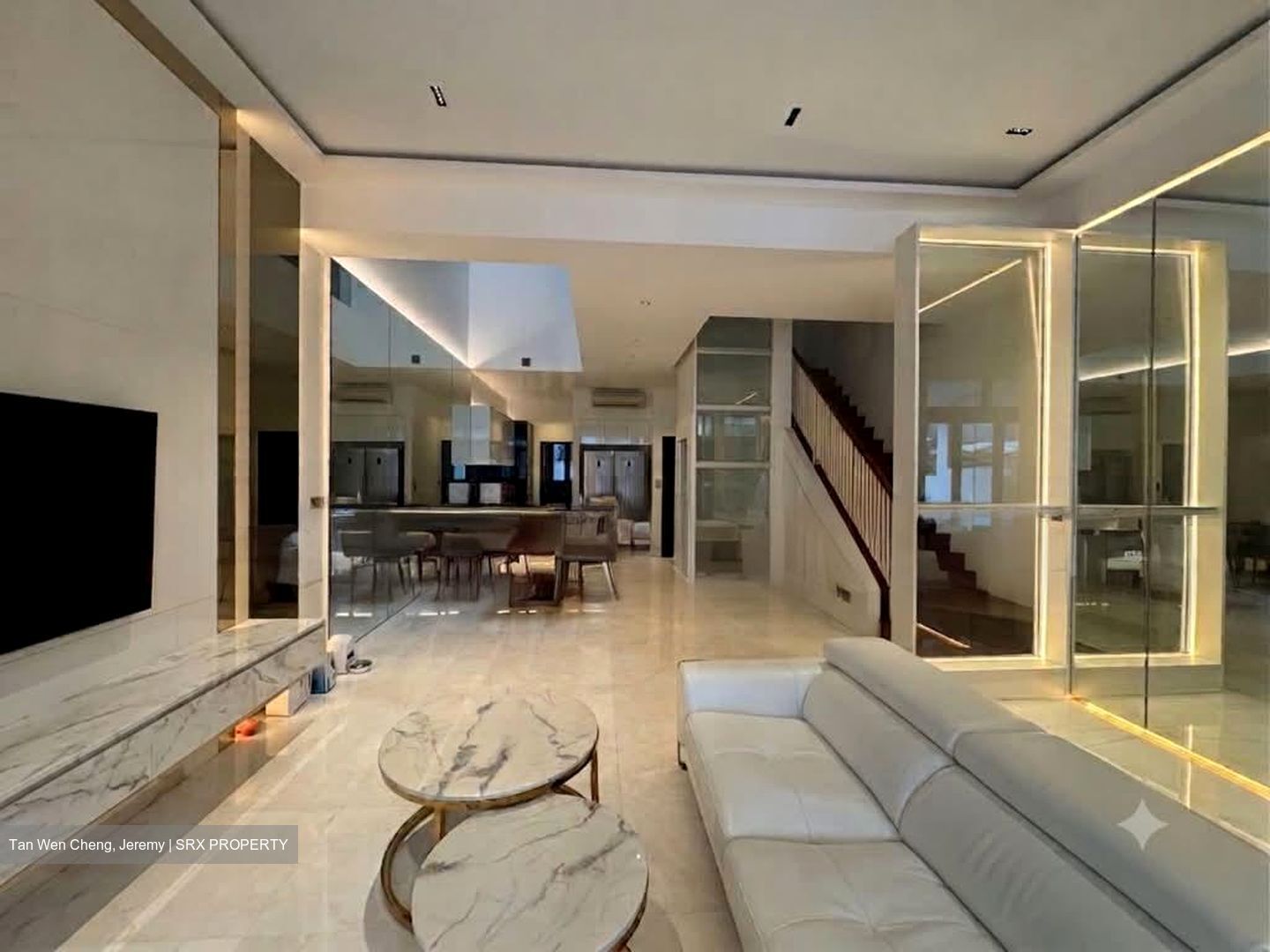 Luxus Hills (ph 7) (D28), Terrace #573082981